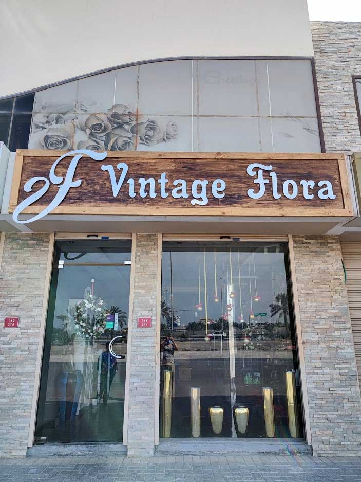 Vintage Flora