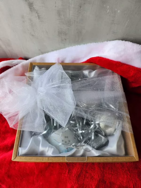 Christmas Gift Pack - Image 3