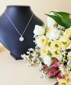 Clear Diamond Elegance