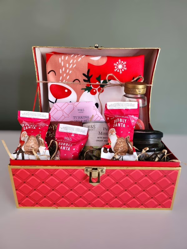 A Chest Of Christmas Treats