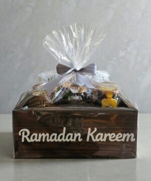 Luxury Wooden Hamper - Ramadan Edition