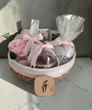 A Hug For Mom Hamper